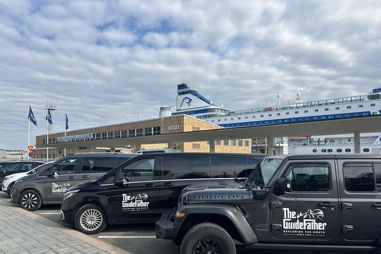 Stockholm: Grand Drottningholm and Gripsholm Castles Tour