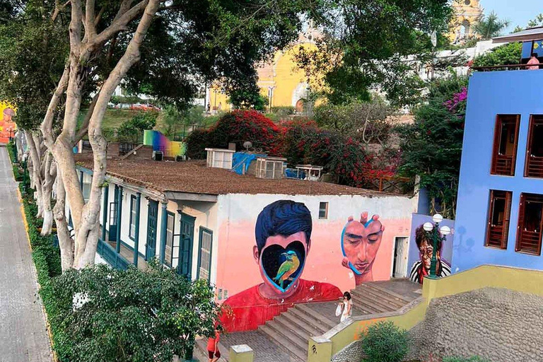 Barranco: Local Experience with Sunset Option and Pacific Views