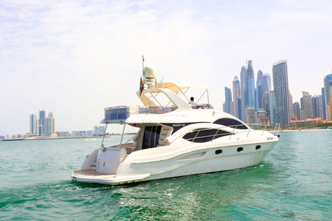 Dubai: 50-Fuß-Luxus-Yachtcharter mit Softdrinks3-Stunden-Charter