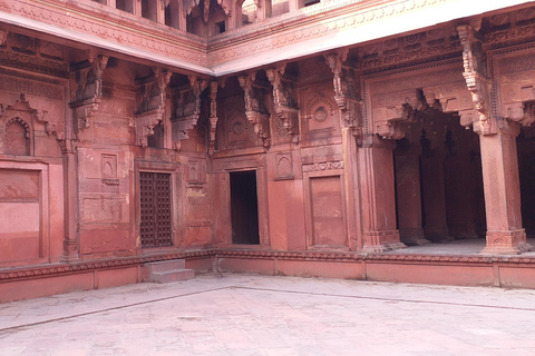 Hyderabad Agra Same Day Private Trip with return flights Pick up+Drop off +Car+Guide+Monuments/Flight tickets+ lunch