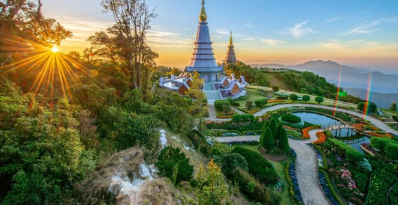 Chiang Mai: Doi Inthanon Summit, Waterfalls & Pagodas
