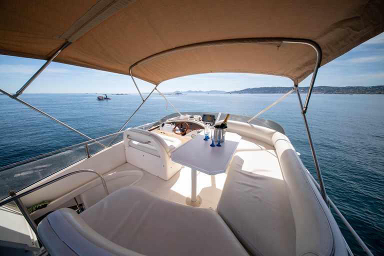 Juan-les-Pins: Boat rental to the Lérins Islands with a skipper Full day – 8 hours