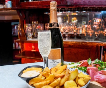Barcelona Tapas Kóstoló Séta & VIP Belépés