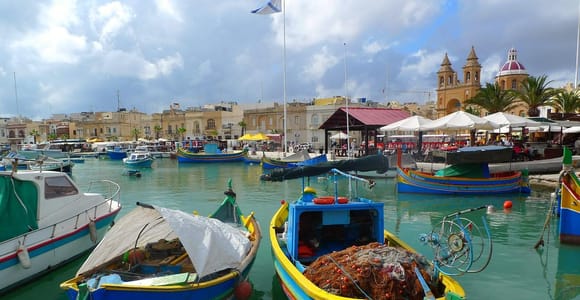 Malta: Private Full-Day Tour with Driver and Snack