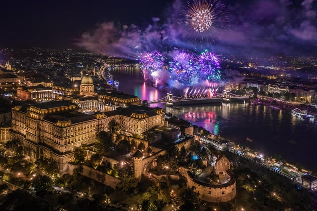 Budapest: August 20 Dinner Cruise with Drinks &amp; Fireworks