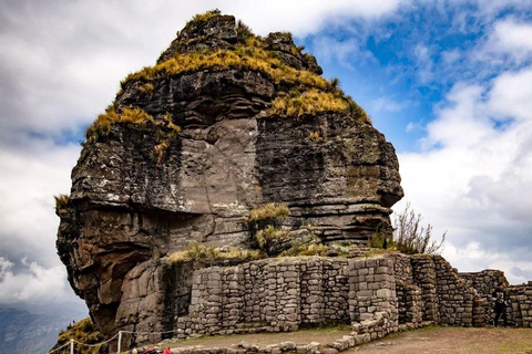 From Cusco | Waqrapukara, the horn-shaped Inca fortress