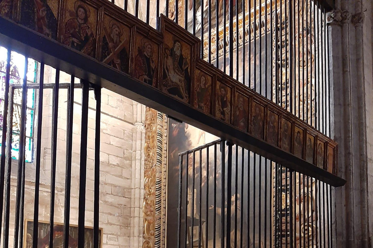 Seville: Cathedral & Giralda Priority Access guided tour Seville: Cathedral & Giralda English Guided Tour Priority En