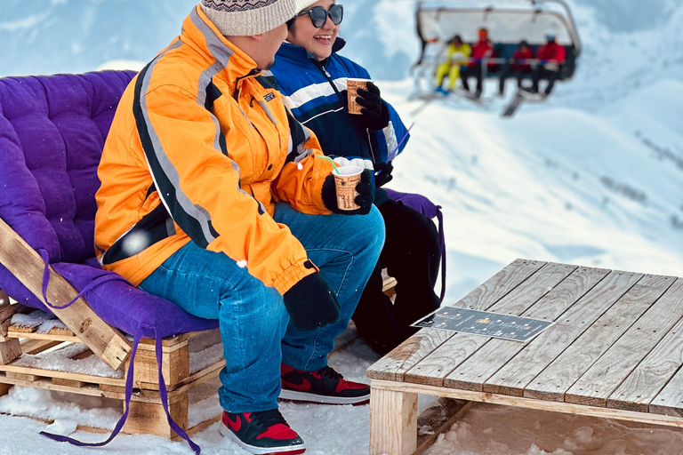 Tbilisi: Private Gudauri tour with photographer guide