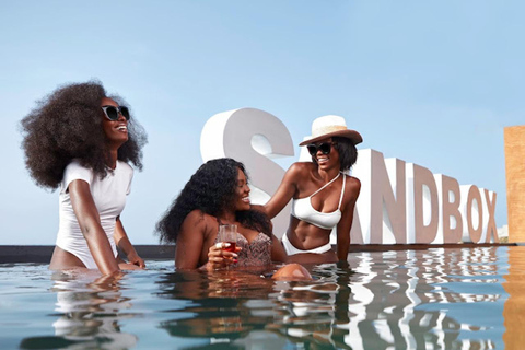 Accra: Sunsets, Famous Beaches & Bars Tour with a Free Drink