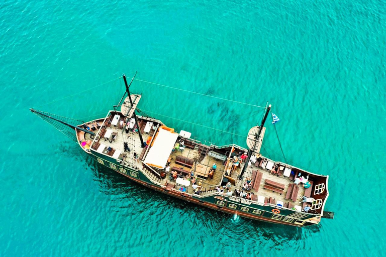 From Hersonissos: Half-Day Pirate Boat Trip with Lunch