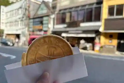 Kobe: Arima Onsen Foodie Stroll and Cultural Exploration