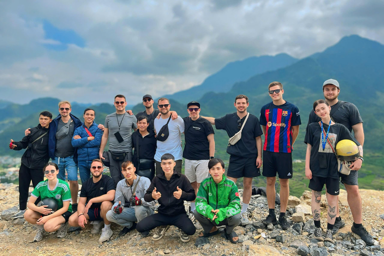 From Hanoi: Ha Giang Loop 3D2N + 2-Way Bus & Free Hostel Ha Giang Loop Tour 3D2N Ride with your Friend