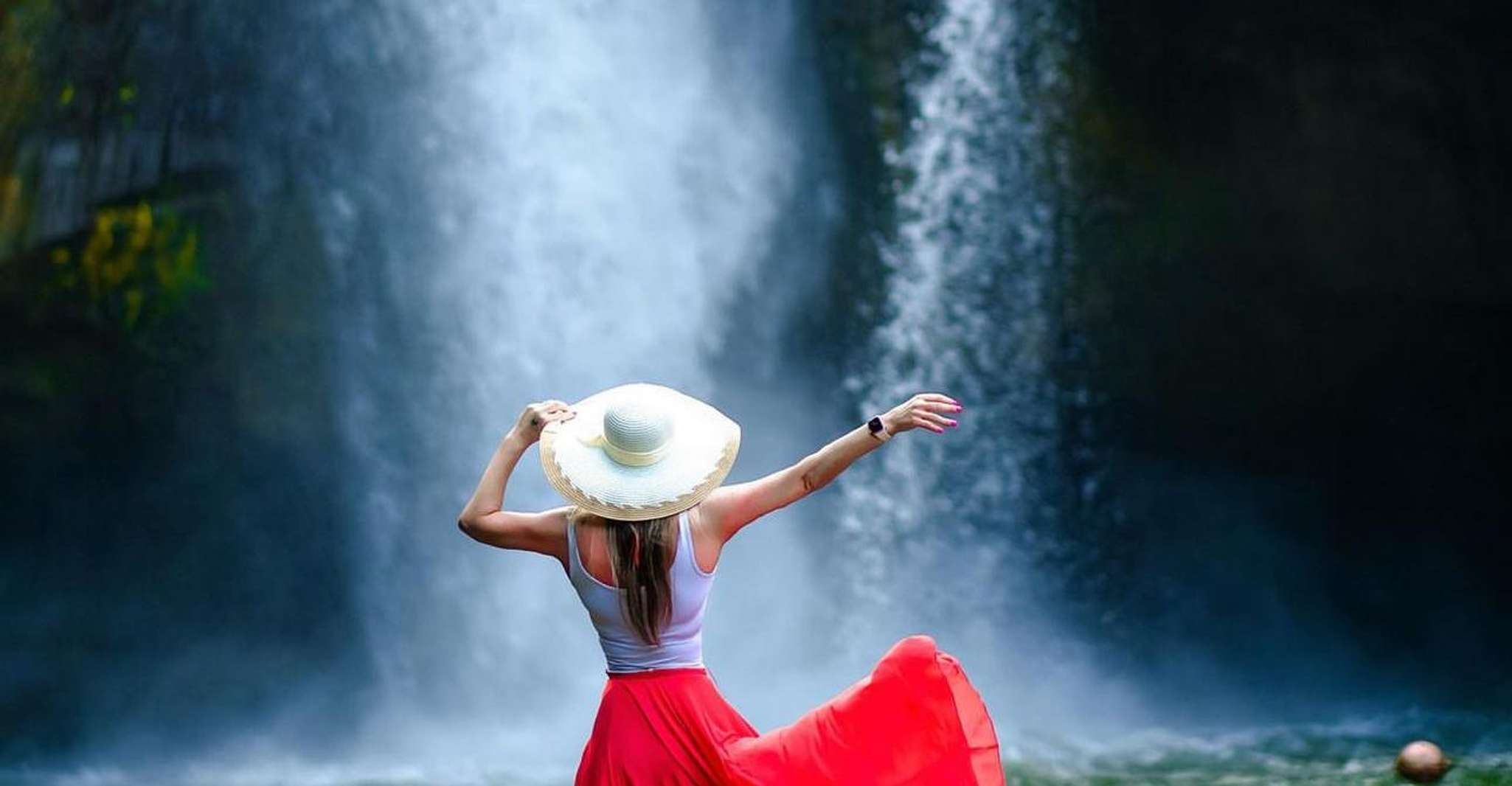 From Bali: Saraswati Temple, Monkey Forest, Ubud Waterfalls photo 4