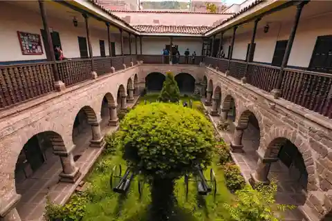 Ayacucho: Colonial Temples | Altarpieces and Architecture |