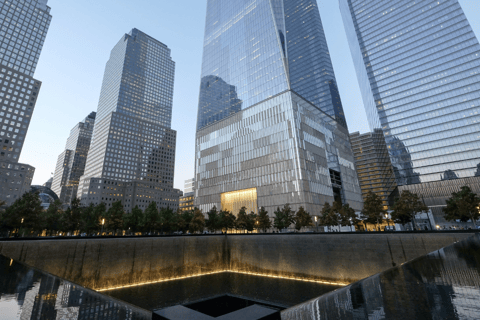 Tour del Memoriale di Ground Zero dell&#039;11 settembre e biglietto opzionale per il Museo dell&#039;11 settembreSolo tour privato di Ground Zero