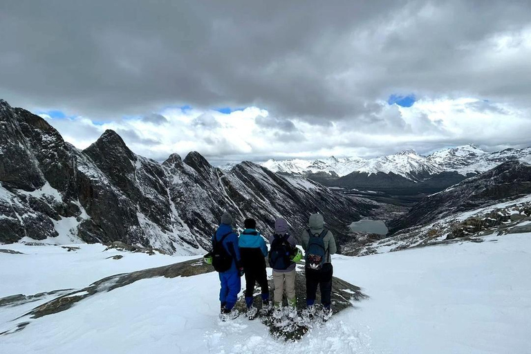 Ushuaia: Laguna and Glacier Ojo del Albino with Mini Hike