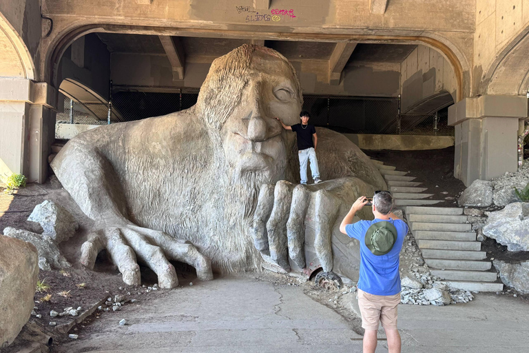 Seattle: City Highlights & Snoqualmie Falls Small-Group Tour Seattle City Highlights Tour