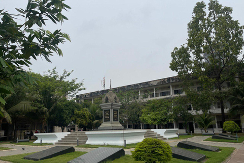 Half Day Tour of Phnom Penh City