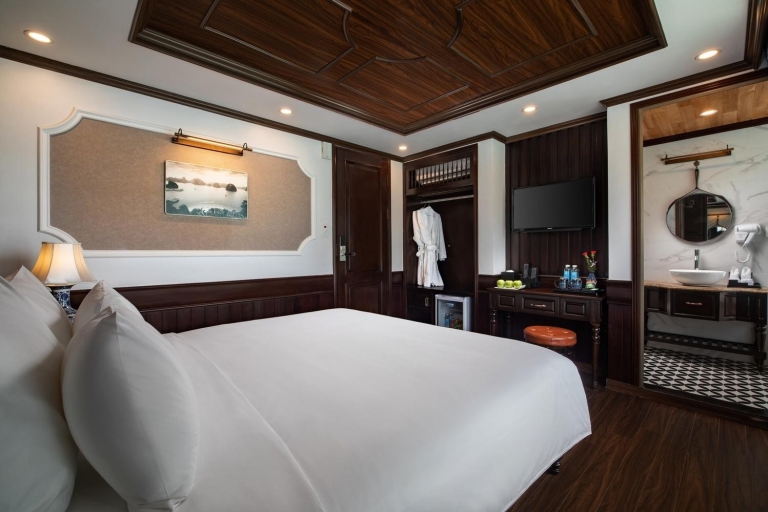 3-Daagse Lan Ha Bay Viet Hai dorp 5 sterren cruiseJunior suites met privébalkon en bad (1e verdieping)
