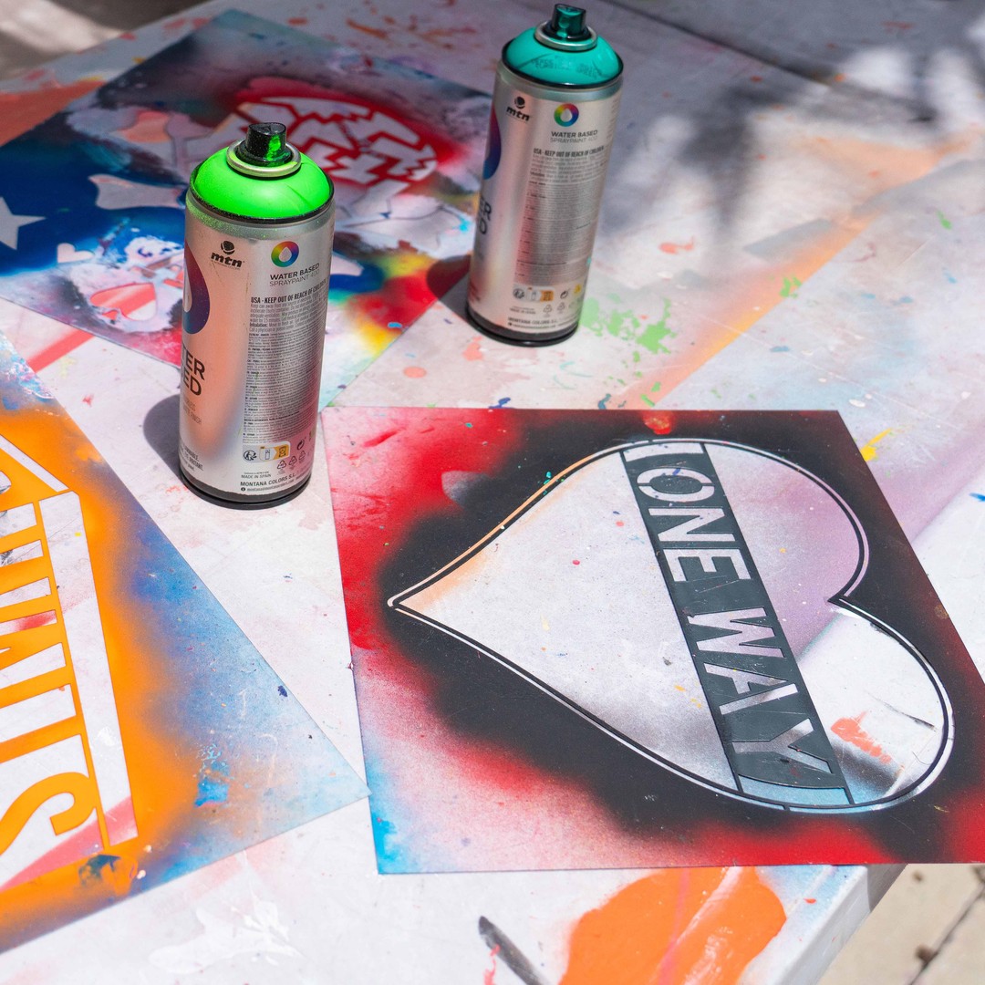 Miami: Aula de pintura com spray e estêncil nas paredes de Wynwood e  entrada | GetYourGuide, image size:1080x1080