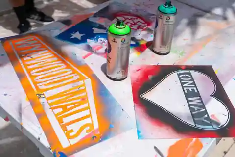 Miami: Wynwood Walls Clase de pintura en aerosol y arte con plantillas y entrada