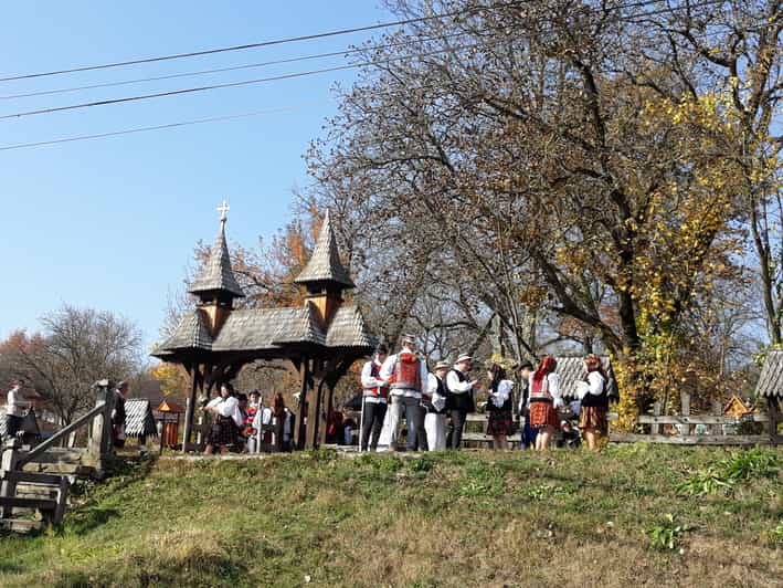From Sighetu Marmatiei: Maramures guided tour