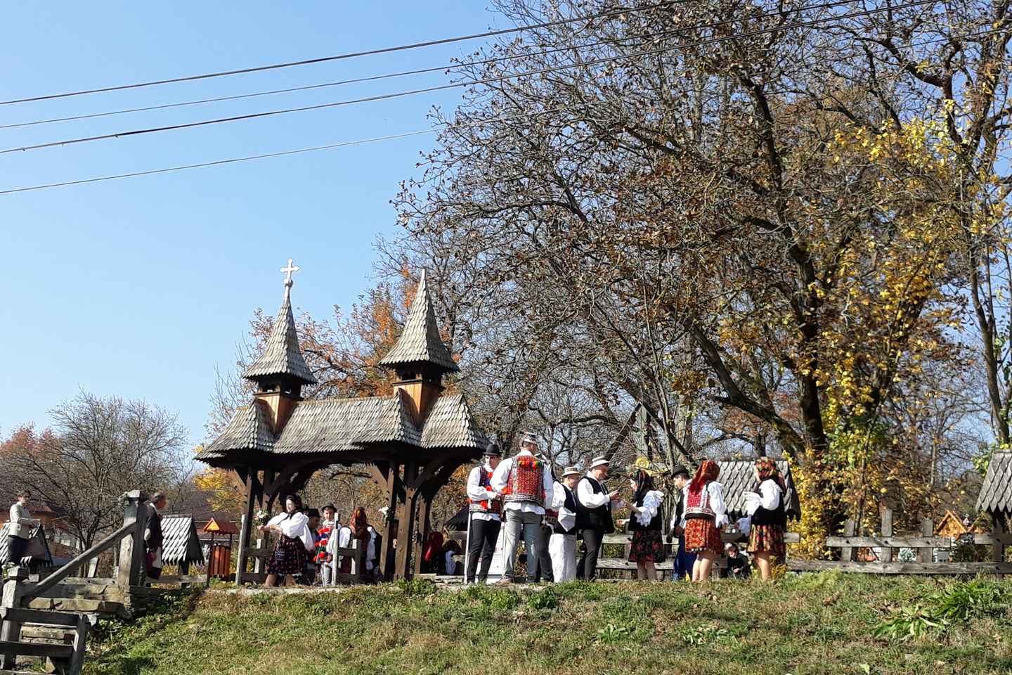 From Sighetu Marmatiei: Maramures guided tour