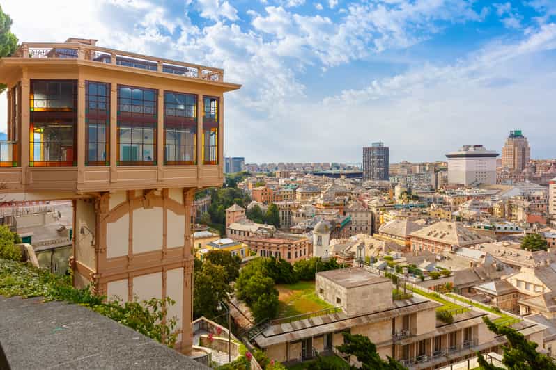 Genova: tour panoramico guidato della città con funicolare e snack
