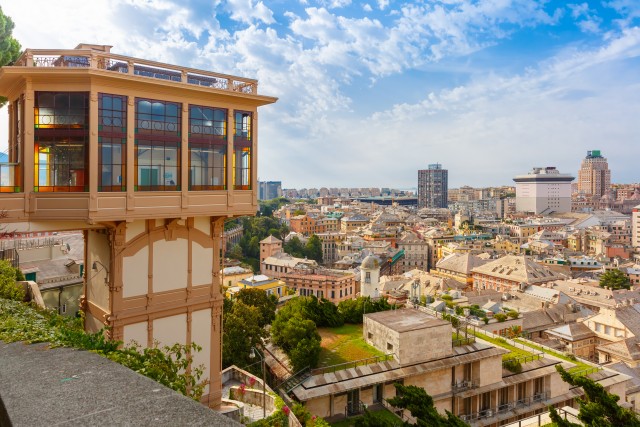 Visit Genoa Guided Panoramic City Tour with Funicular & Snack in Gênes