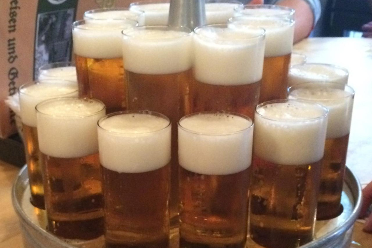 Cologne: Old Town and Brewhouse Guided Walking Tour