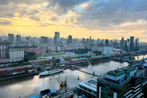 Buenos Aires al anochecer: Una experiencia con las luces de la ciudad y la puesta de sol