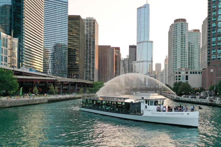 Chicago : brunch gastronomique, déjeuner ou dîner-croisière fluvialeCroisière avec déjeuner