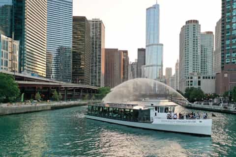 City Cruises Chicago brunch lunch or dinner river cruise with city skyline