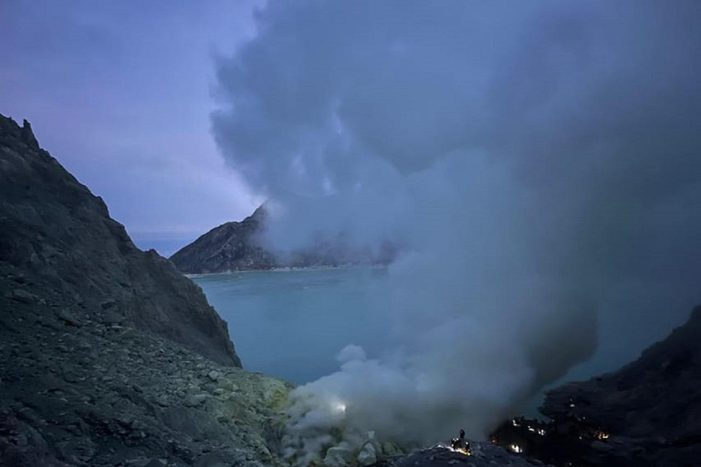 Banyuwangi/Bali: Ijen Blue Fire Tour With Transport Option From Banyuwangi Transportation and Driver Only (No Guide)