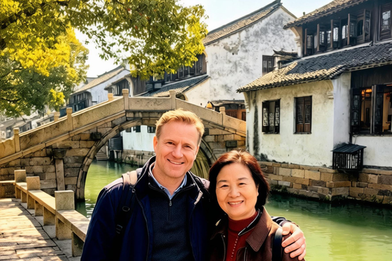 Wuzhen: Private Multilingual Guide Tour & Hotel Pick-Up West Gate Tour: French & German Guide + Hotel Transfer