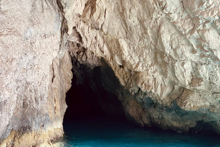 Privat kryssning runt hela Zakynthos