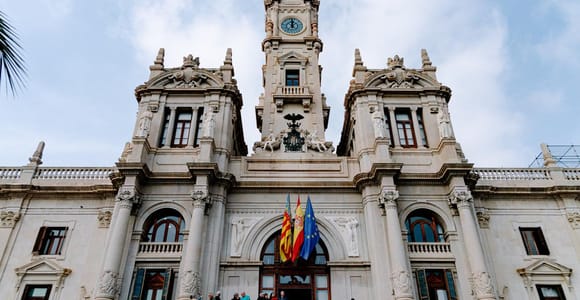 Guided tour of downtown Valencia + Silk Exchange