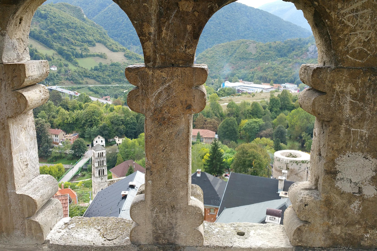 Sarajevo: Travnik and Jajce Tour with Fortress Entry