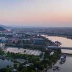 Budapest SkyDeck Tower – Ascensore panoramico e piattaforma panoramica