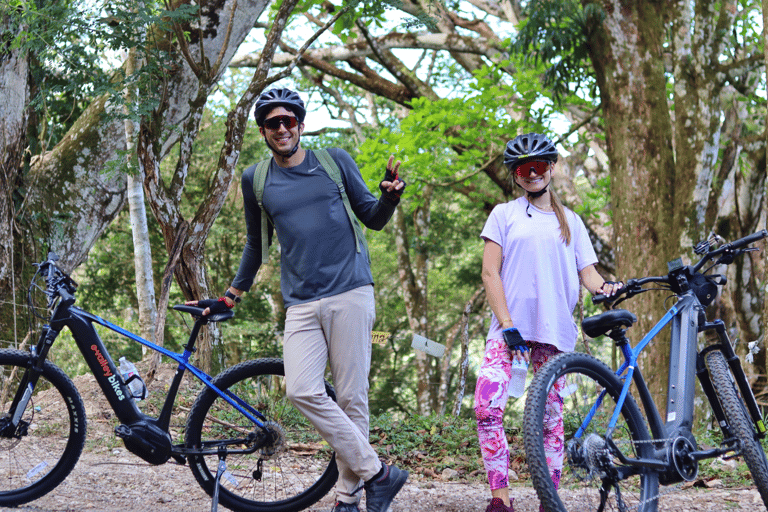 Elektrofahrräder mieten in El Valle de AntonElektrofahrräder mieten in El Valle de Anton - Ganzer Tag