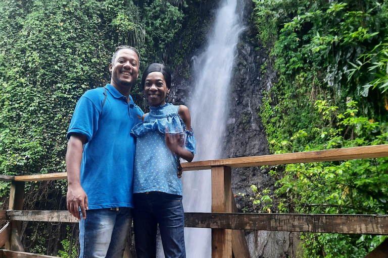 Island Tours: St. Vincent & the Grenadines - Dark View Falls