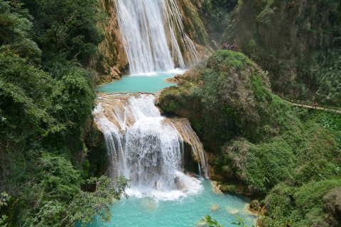San Cristobal: Chiflon Waterfalls & Montebello Day Tour Tour in Spanish