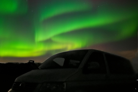 Tromsø: Private Northern Lights Chase with a Local Guide