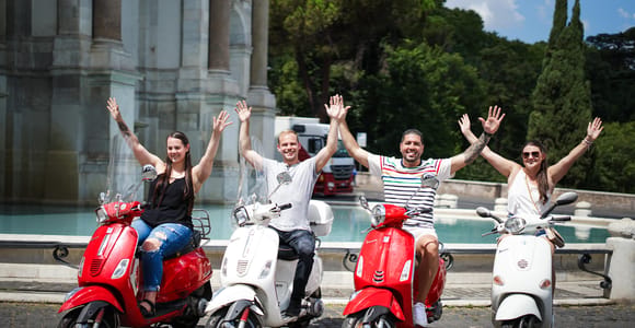 Rome: Guided Vespa Tour with Professional Photography