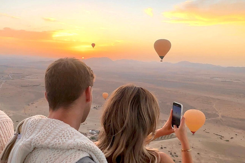 Marrakech: UNFORGETTABLE Flight,Berber Breakfast,certificateMarrakech: Balloon Flight, Berber Breakfast and certificate