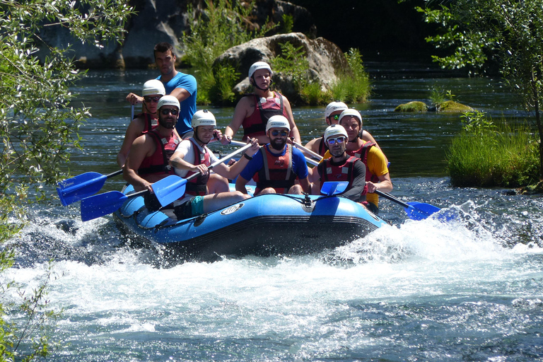 Split/Omiš: Cetina River Rafting with Cliff Jump &amp; Swimming3-Hour Rafting from Omiš