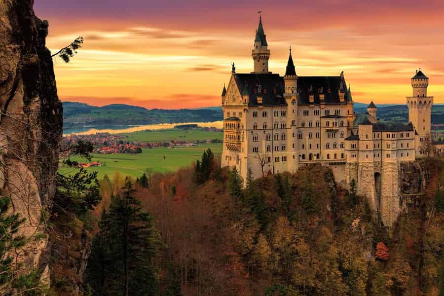 Schloss Neuschwanstein: Eintrittskarte ohne Wartezeit mit Audioguide. Foto: GetYourGuide Schloss Neuschwanstein: Eintrittskarte ohne Wartezeit mit Audioguide. Foto: GetYourGuide