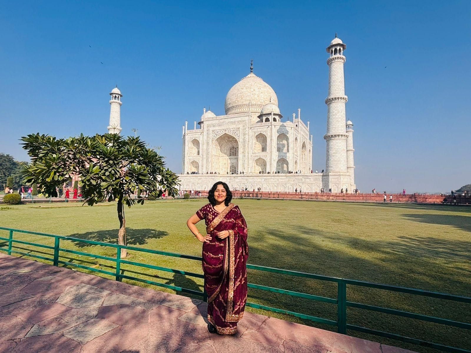 Ab Delhi: Private Tour zum Taj Mahal und nach Agra mit 5-Sterne-Mittagessen