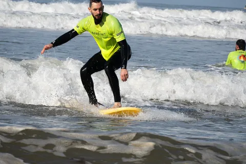 Essaouira: Surf Lesson with changing rooms & Hot showers