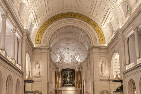 Depuis Lisbonne : Fátima de nuit – Expérience de la procession aux bougiesDe Lisbonne : Fátima de nuit – Expérience de la procession aux bougies